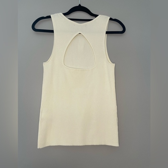 NWT Banana Republic Women’s white/cream coloured top, keyhole back size S - Picture 9 of 9